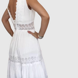 Ninfea - Bezrukávové midi šaty v boho stylu s krajkovými detaily