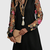 Jolanta - Elegantní šaty s výstřihem do V a výraznými rukávy