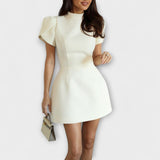 Věnceslava - Minišaty s otevřenými zády