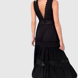 Ninfea - Bezrukávové midi šaty v boho stylu s krajkovými detaily